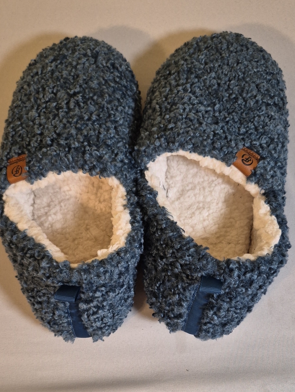Cozy Adults Navy Blue Sherpa-Lined Slippers
